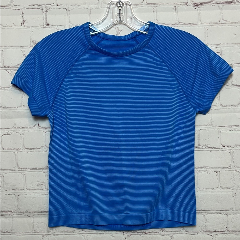 Athleta Girl Power Up Sport Length Tee in Blue Stripe